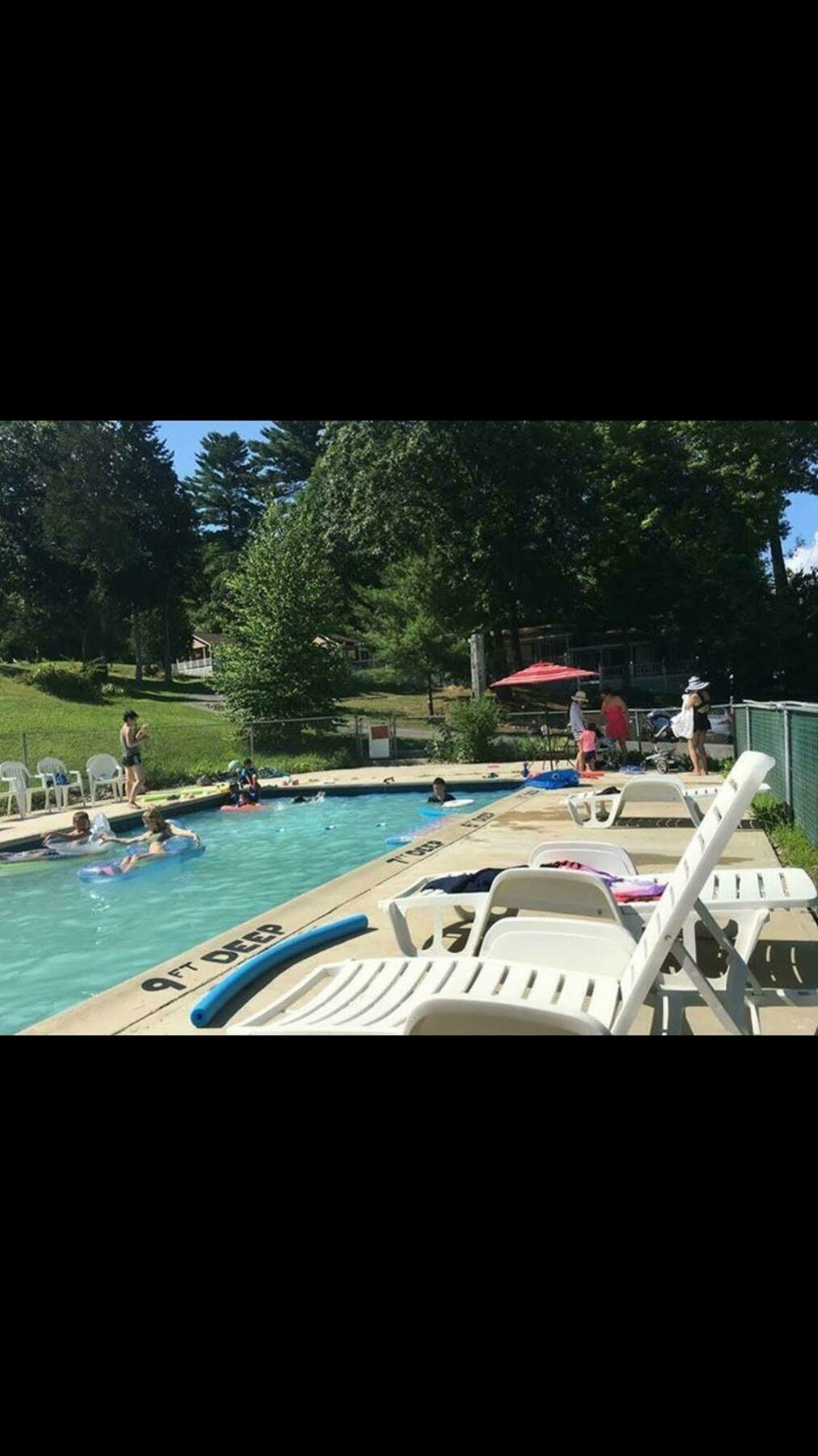 Rock Castle Resort Lake George Zewnętrze zdjęcie